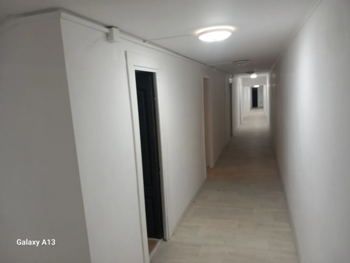 Ag BRASADAS vinde vila 30 cam 1700mp Unirii. - Agenția BRASADAS vinde vila zona ULTRACENTRALA cu 30 camere si teren aferent 1700mp. www.brasadas.com.