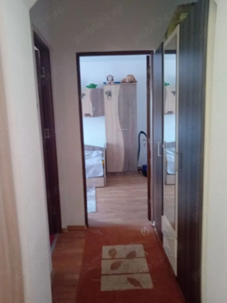 Ag BRASADAS vinde apt. 3 cam etaj 2 Neajlov.