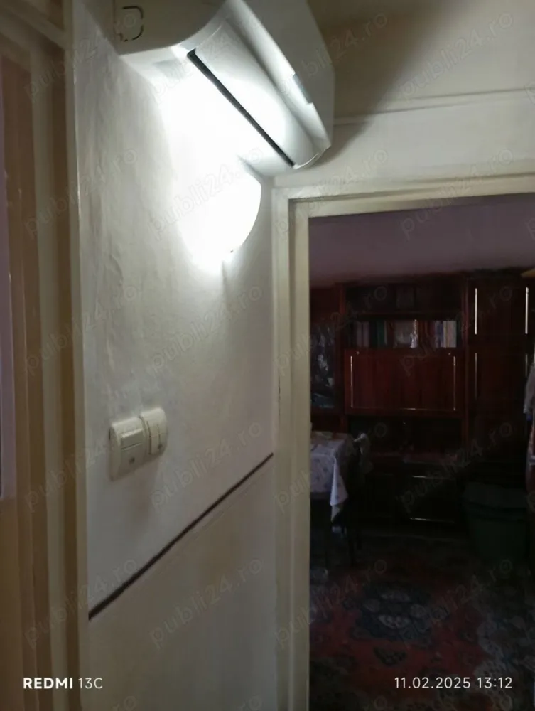 Schimb ap.3 camere decomandat et . 2 . M17 cu ap. 3 camere parter - Schimb apartament 3 camere decomandat etaj 2 , 2 balcoane închise + boxă - beci , 60 mp , M17 , apartament de mijloc, cu apartament 3 camere parter în M17, Carpați, soarelui, fabrica de pâine - Careiului, Satu Mare . Inf.la telefon
