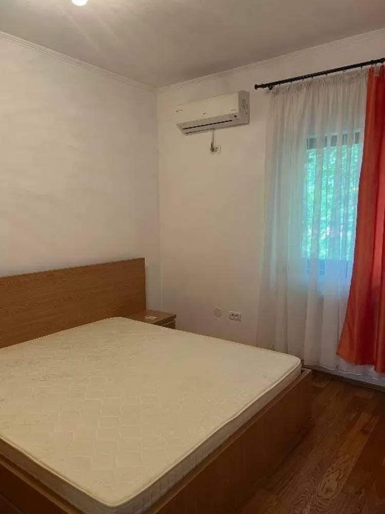 Ag BRASADAS închiriază -PENTHOUSE LUX - BANEASA.