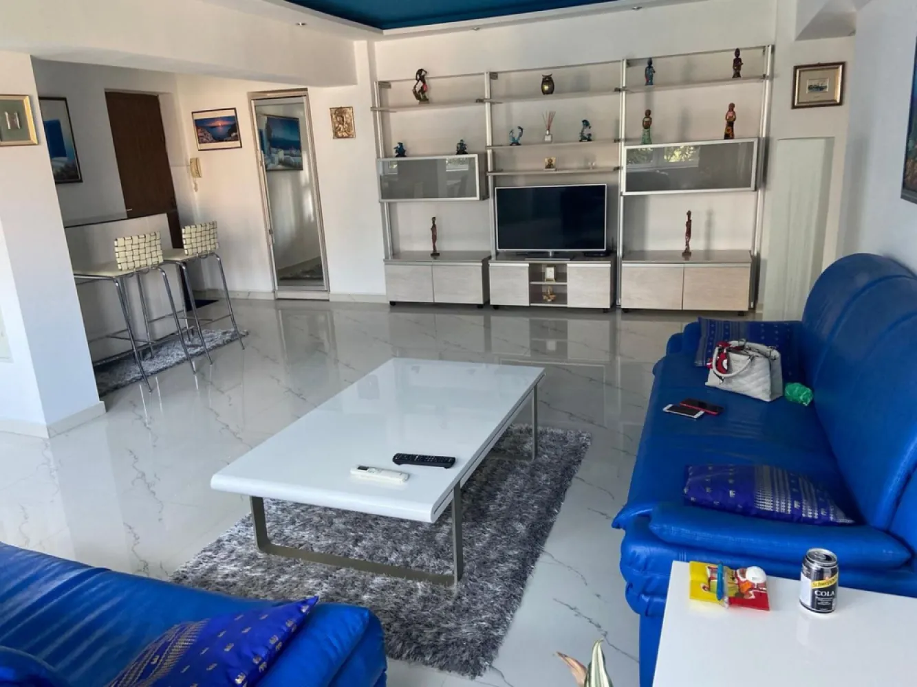 Ag BRASADAS închiriază ap 2 cam et 3/8 Pța Constituției. - Agenția BRASADAS închiriază apartament DECOMANDAT cu doua camere in zona Unirii Bulevard Fântâni etaj 3/8 ,mobilat și utilat pt locuit ,contract ANAF. www.brasadas.com.