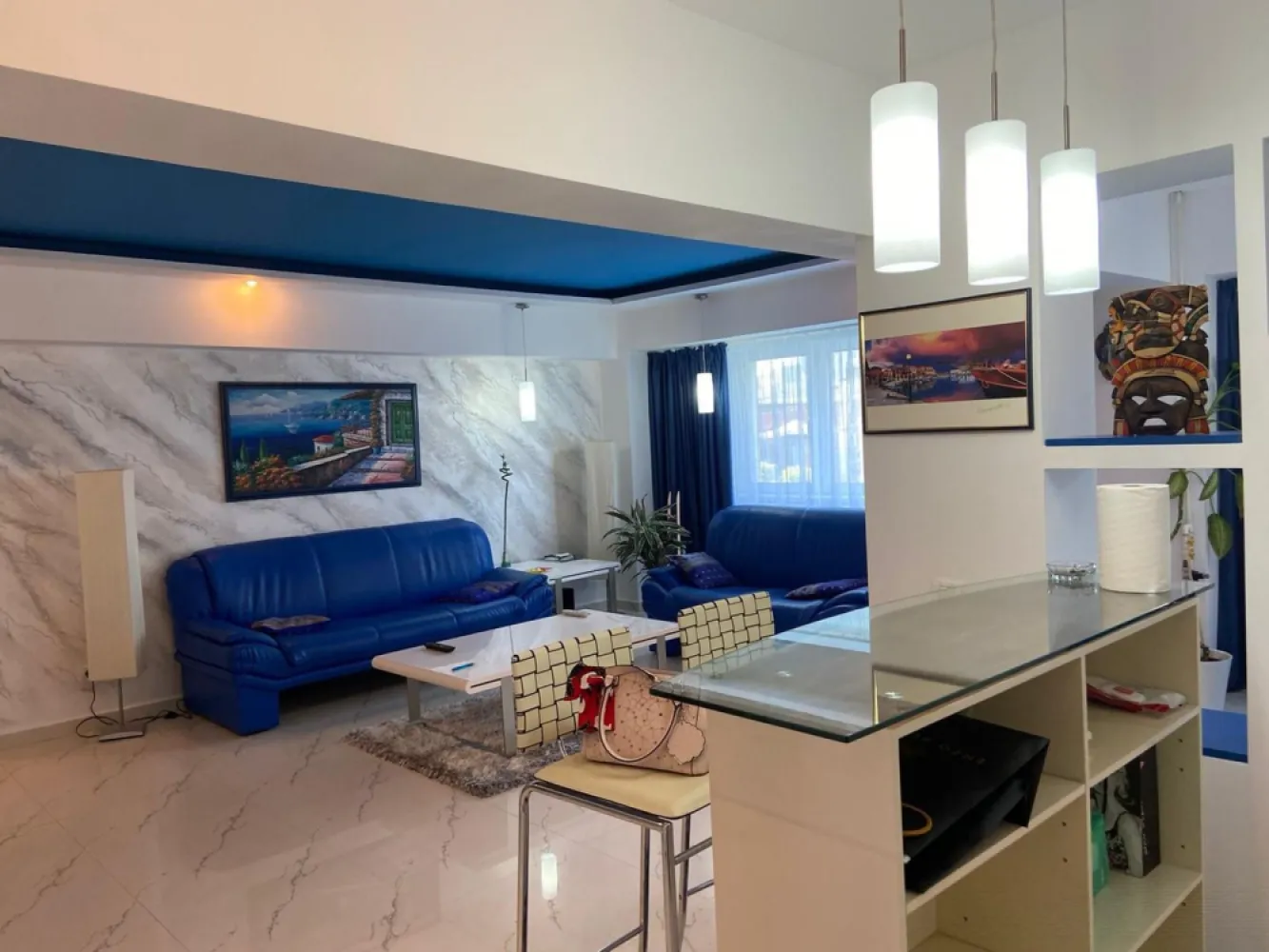 Ag BRASADAS închiriază ap 2 cam et 3/8 Pța Constituției. - Agenția BRASADAS închiriază apartament DECOMANDAT cu doua camere in zona Unirii Bulevard Fântâni etaj 3/8 ,mobilat și utilat pt locuit ,contract ANAF. www.brasadas.com.