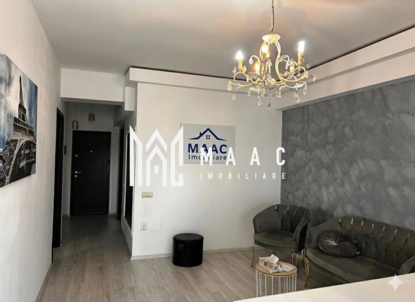 Apartament 4 Camere I Terasă 10.5 mp I Bloc nou I Ramnicu Valcea - Apartament 4 camere în bloc nou – spațiu generos și vedere deosebită în Râmnicu Vâlcea MAAC Imobiliare vă propune spre vânzare un apartament cu adevărat special, situat într-un bloc nou, la etajul 14 din 15, perfect pentru cei care caută confort, lumină naturală și priveliști impresionante. Ce îți oferă acest apartament? 66 mp utili, cu un concept inteligent: living și bucătărie open space de 30 mp, ideal pentru momente relaxante sau întâlniri cu cei dragi. 3 dormitoare spațioase (13, 12 și 7 mp), potrivite pentru odihnă și intimitate. Baie modernă Terasă de 10,5 mp, unde te poți bucura de aer curat și panorame superbe asupra orașului și râului Olt. Apartamentul este renovat, cu bucătărie delimitată și dotat cu aer condiționat pentru un plus de confort. De ce să alegi această proprietate? Bloc construit în 2015, cu spații comune moderne și bine întreținute. Două lifturi rapide pentru acces facil, chiar și în orele aglomerate. Locație excelentă, aproape de magazine, școli și mijloace de transport, cu acces rapid în toate zonele orașului. Aceasta este șansa ta să locuiești într-un apartament modern, într-o zonă dinamică, cu toate facilitățile la îndemână. Pentru detalii suplimentare, consultanță sau programarea unei vizionări, va rugăm să ne contactati specificand ID: CP2779924. }}