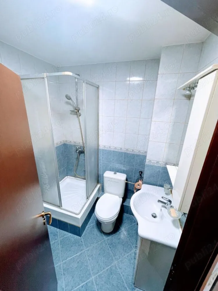 Ag BRASADAS închiriaza ap 2 cam et 4/8 Calea 13 Septembrie.