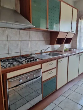 Apartament cu 2 camere de inchiriat in zona centrala +terasa de 9 m