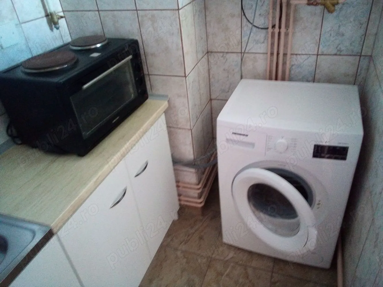 Ag BRASADAS vinde gars OSTROVULUI 27mp etajul 4/4. - Agenția BRASADAS vinde garsoniera pe Ostrovului la etajul 4/4 compusa din hol, baie, balcon, camera si bucatarie cu centrala termica cu suprafata de 27mp. www.brasadas.com.