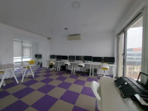 Ag BRASADAS închiriază BIROU 171mp Et 6 si 7 zona ROMANA.