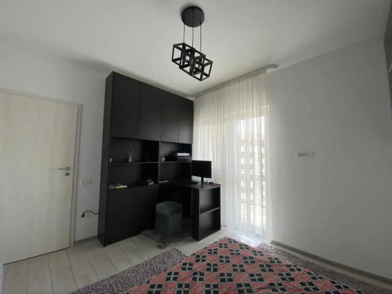 Proprietar,apartament 2 cam,mobilat/parcare Kristal Residence,Berceni