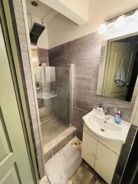 Vanzare apartament 3 camere