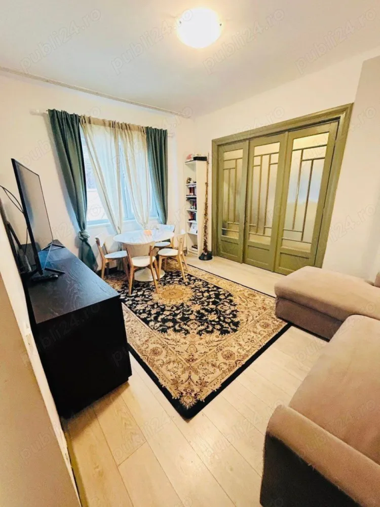Vanzare apartament 3 camere