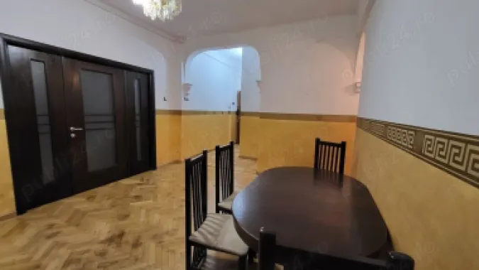 Apartament ultracentral Armeneasca 4camere 97mii