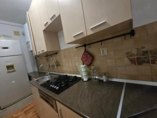 Apartament ultracentral Armeneasca 4camere 97mii