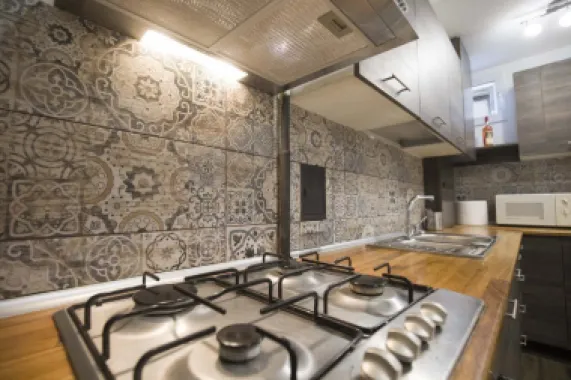 De vanzare Apartament cu 4 camere si dependite- Ultra central- strada sepcari 9