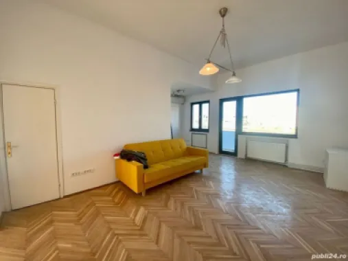 Apartament ultracentral cu vedere superbă, super investiție