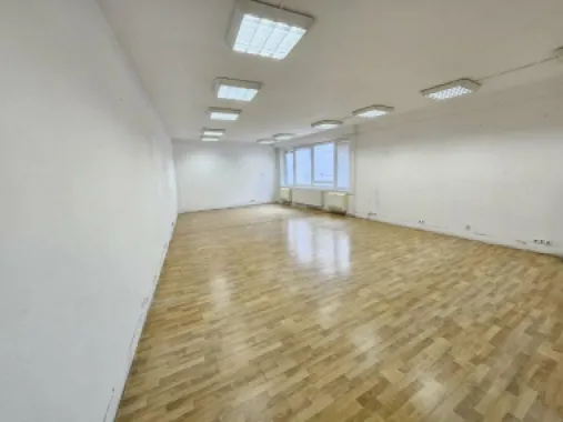 Ag BRASADAS închiriază vila cu 22 camere Piata Universitatii