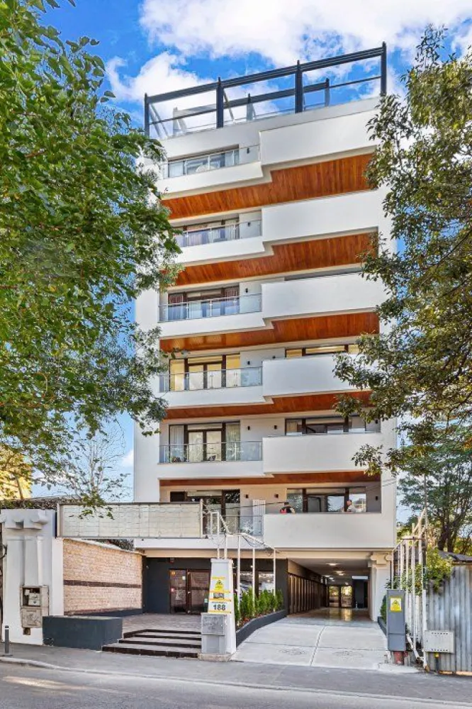 Spatiu pentru restaurant - intr-o cladire Apart-Hotel - Central + Parcare