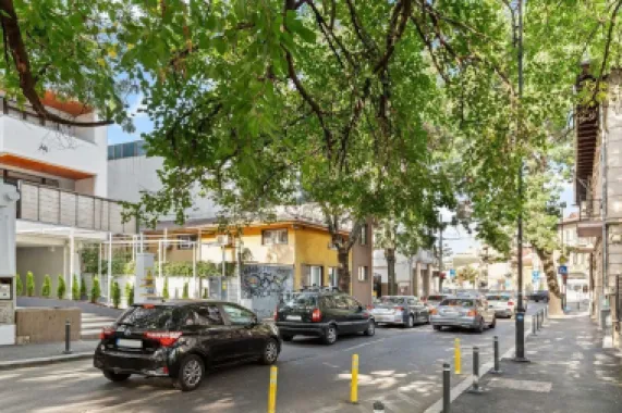 Spatiu pentru restaurant - intr-o cladire Apart-Hotel - Central + Parcare