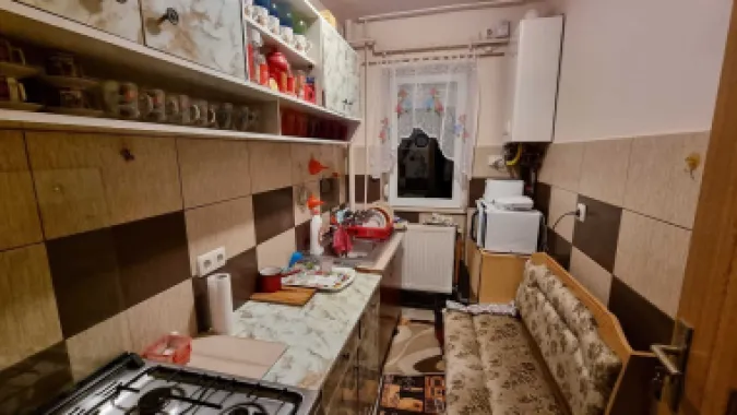 De vanzare apartament 3 camere