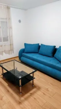 Vând apartament 3 camere la intrarea in Micro 17 Satu Mare