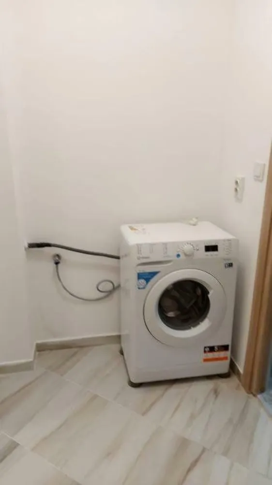 Vând apartament 3 camere la intrarea in Micro 17 Satu Mare