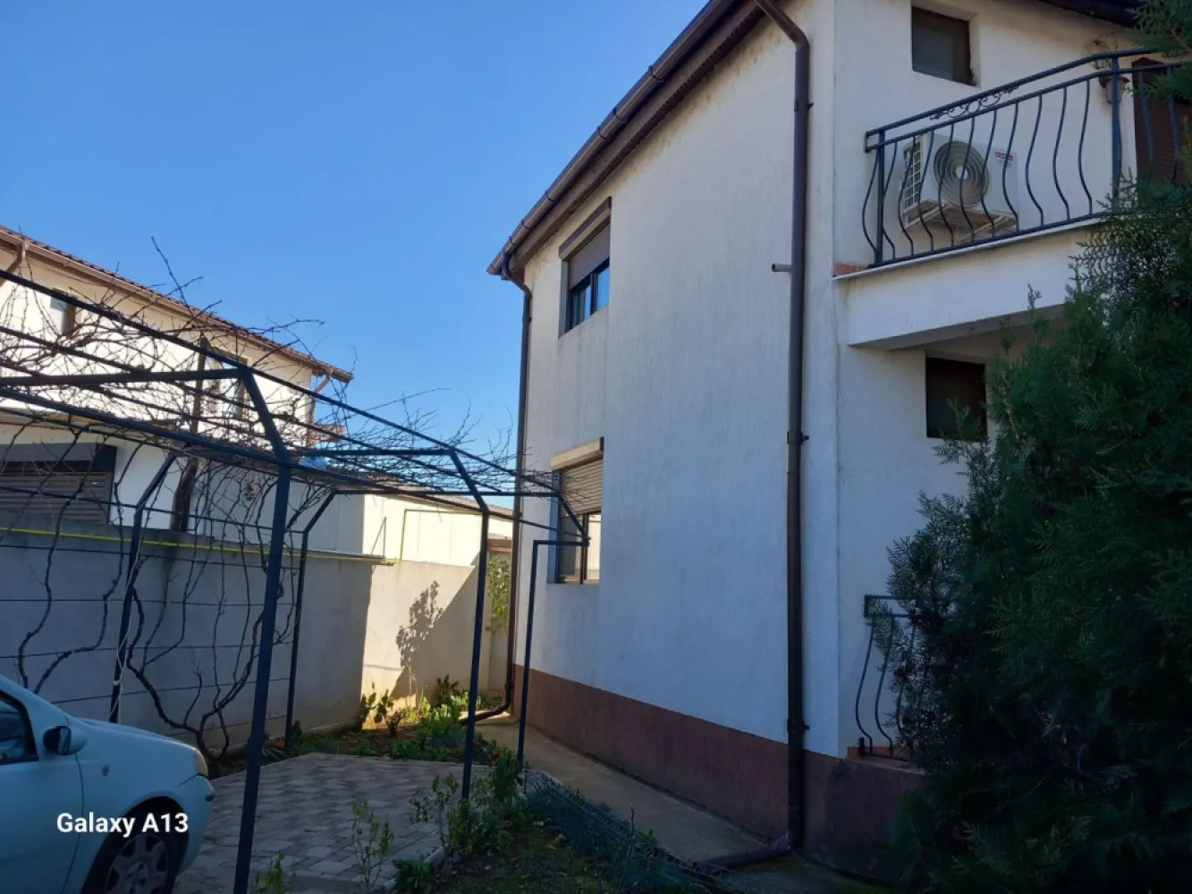Ag BRASADAS vinde casa individuala 5 cam orasul PANTELIMON.