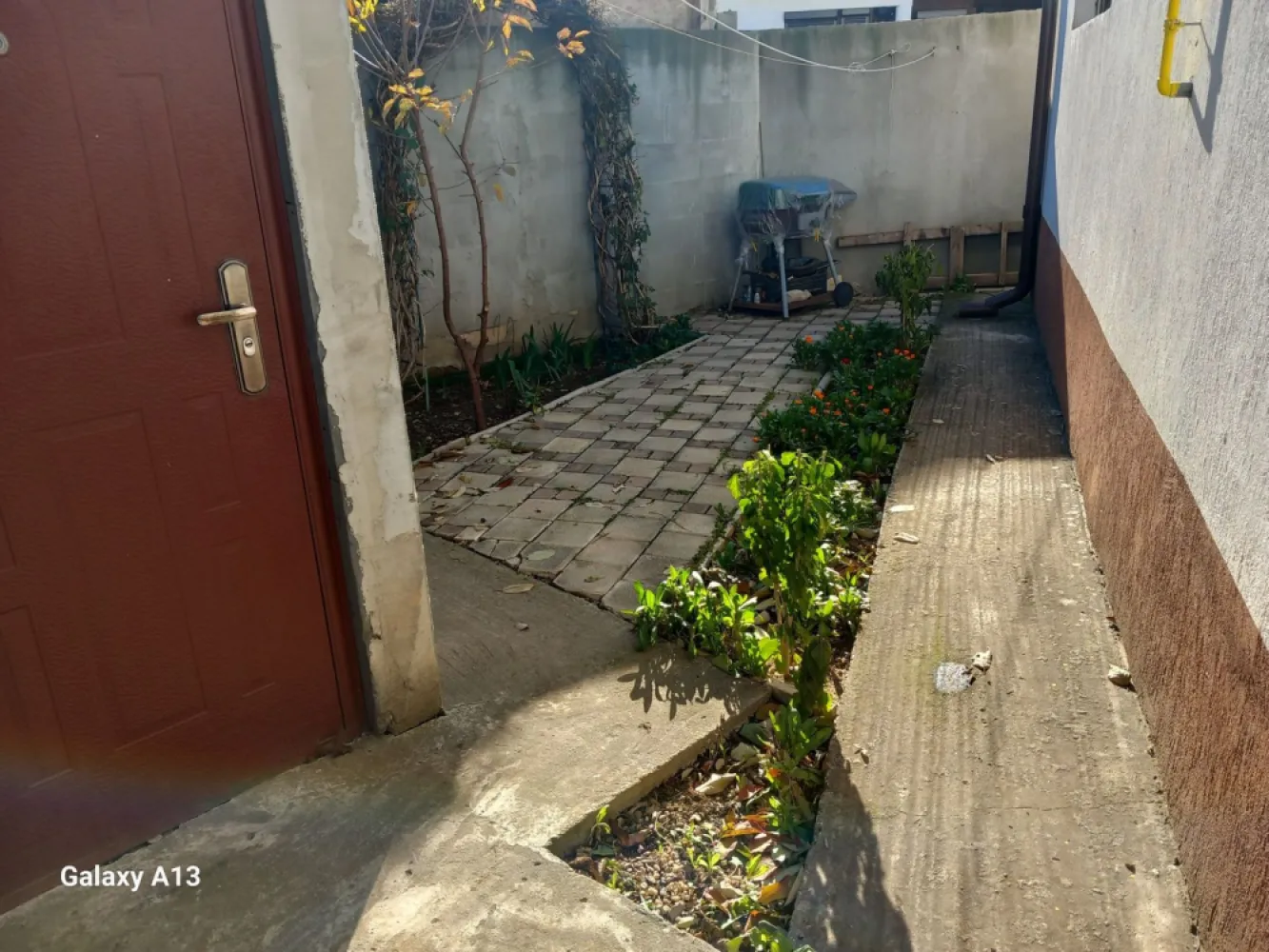 Ag BRASADAS vinde casa individuala 5 cam orasul PANTELIMON.