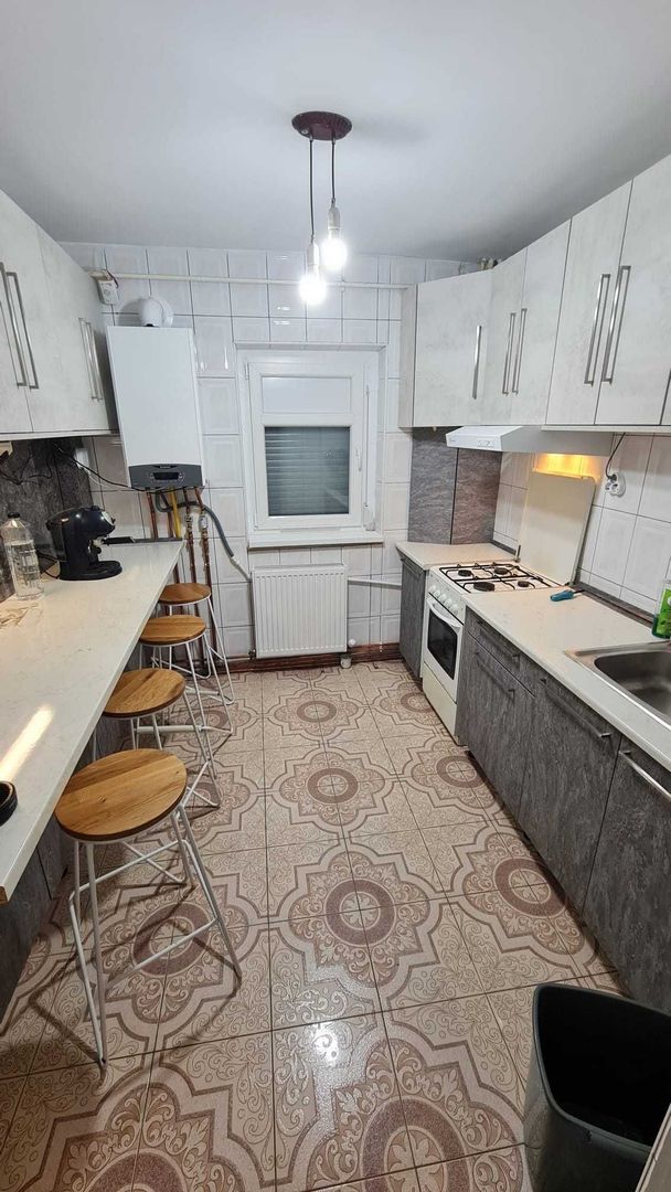 Inchiriez apartament 2 camere Rahova