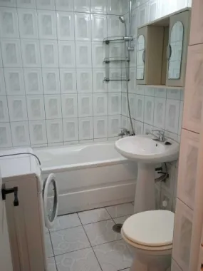 Inchiriez apartament 2 camere Rahova