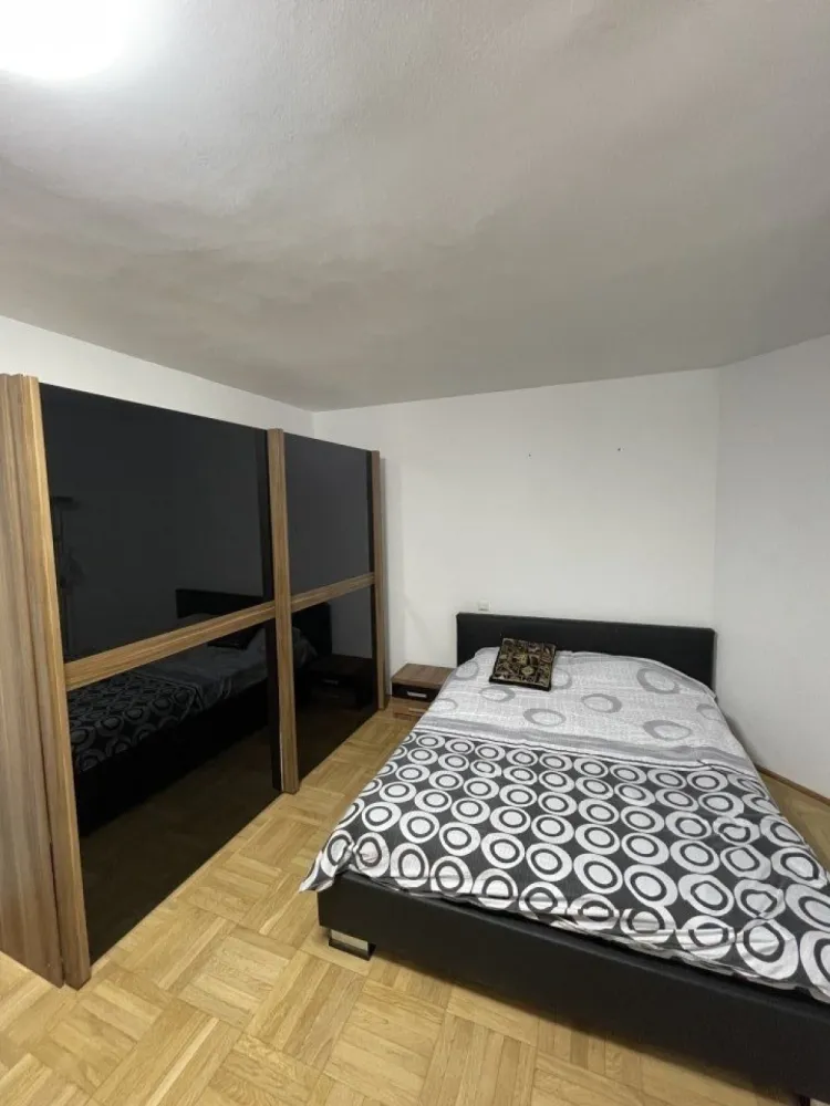 Direct Propietar - Vila de inchirat Herastau- Nicolae Caramfil