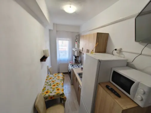 Garsoniera de inchiriat zona Fundeni