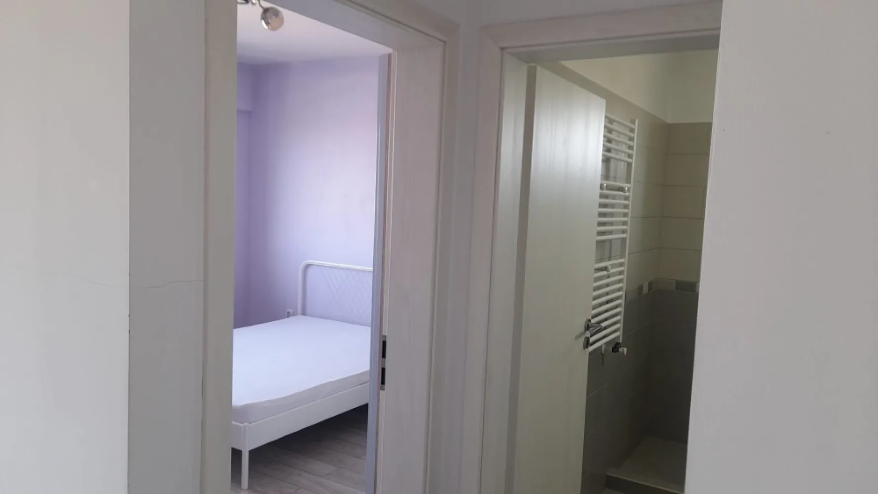 Apartament 2 camere Bucurestii Noi complet mobilat comision 0 - Apartament 2 camere etaj 3 ,complet mobilat și utilat Gata de mutat An constructie 2020.toate utilitățile . Accept credit.Comision 0 Apartamentul se eliberează din 01.12.2024 Blocul se afla pe strada Mezes 22(capat tramvai 45 stația Mezes) Preț ușor negociabil