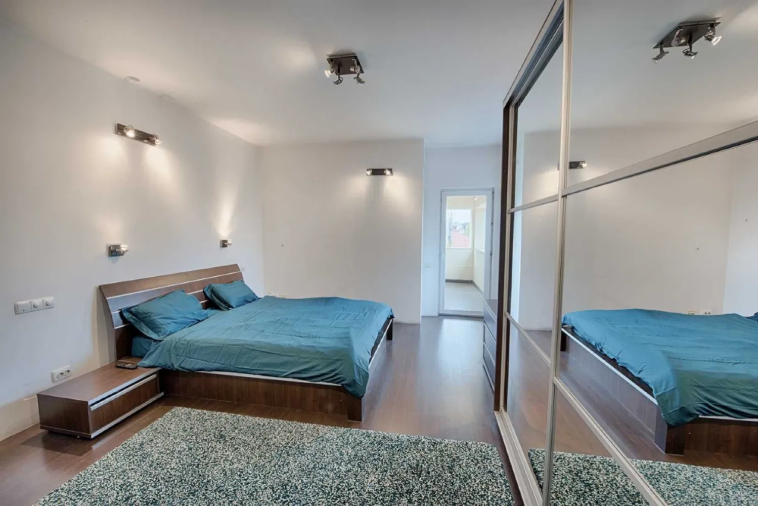 Casă D+P+1+M - Sectorul 5, Str. Florica, Nr. 15
