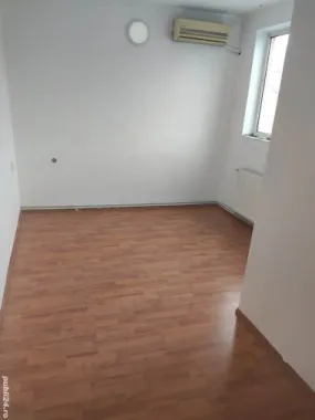 Vând casă vilă renovabilă Băneasa
