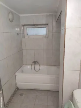 Vând casă vilă renovabilă Băneasa