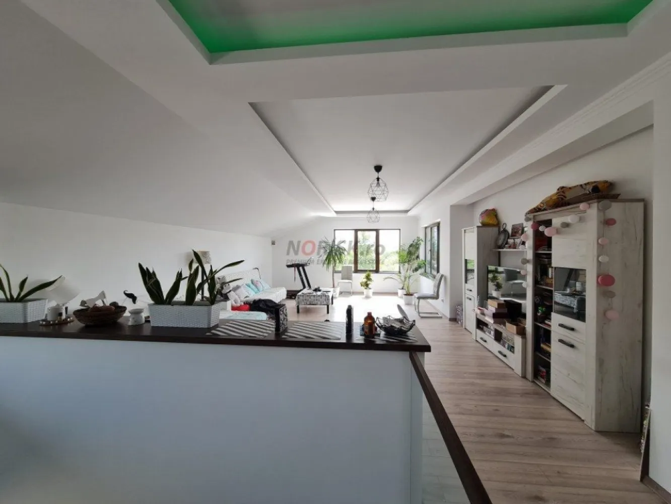 Balotesti vila de lux 8 camere, 450mp utili, la 20 min de Bucuresti