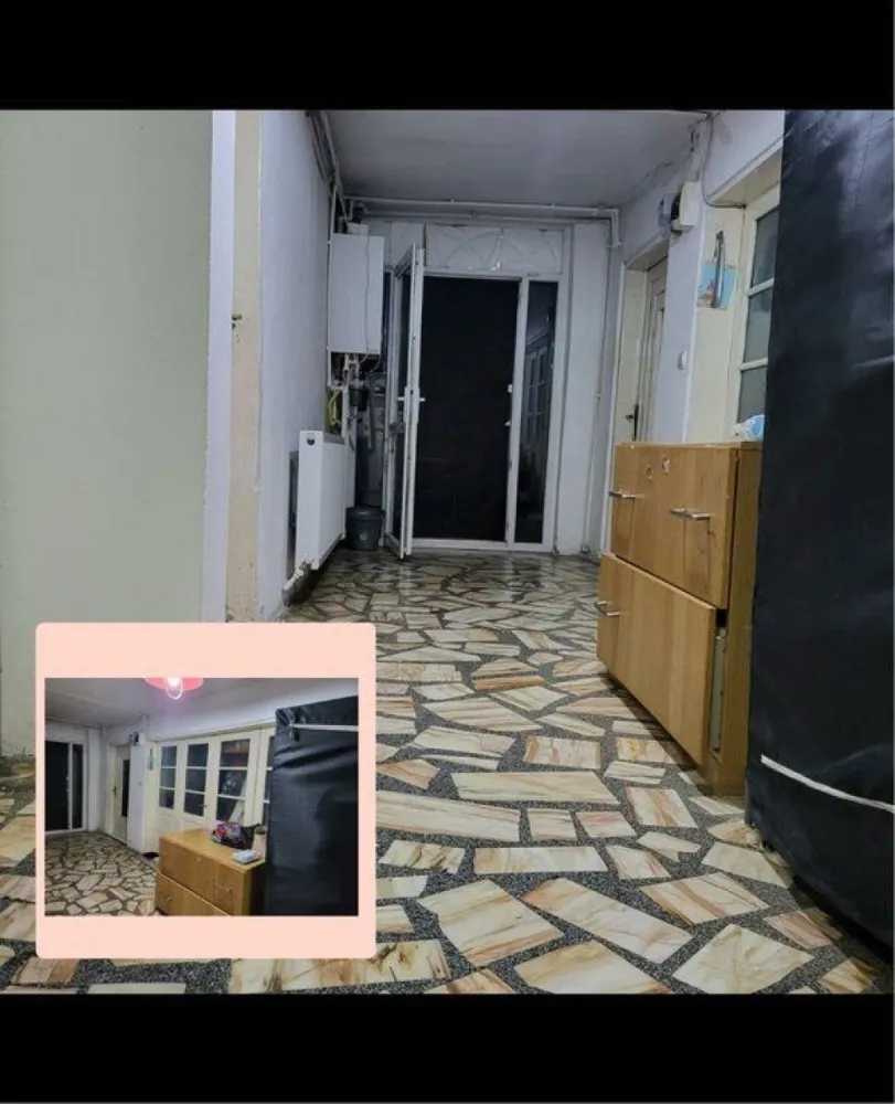 Vând casa zona Mihai Bravu - Vând casa cu teren, suprafaţă totală aproximativ 200 de metri, la 5minute de staţia de metrou Mihai Bravu. Casă are o amprenta la sol de aproximativ 100 de metri şi este compusa din 3 camere şi o bucătărie open space. Are toate utilităţile (apa, canalizare, gaz, electricitate). Casă nu este noua, noi locuim în prezent în ea, iar în decursul timpului s-au adus unele îmbunătăţiri (termopane, centrala, izolare exterioara, curte pavata). Pentru mai multe detalii va aşteptăm la vizionare.