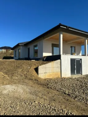 Vând casă Rediu langa padure