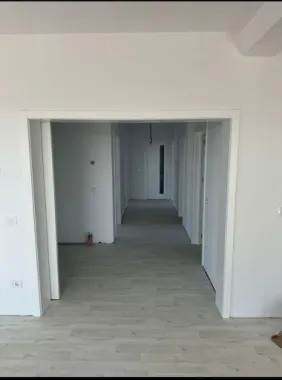 Vând casă Rediu langa padure