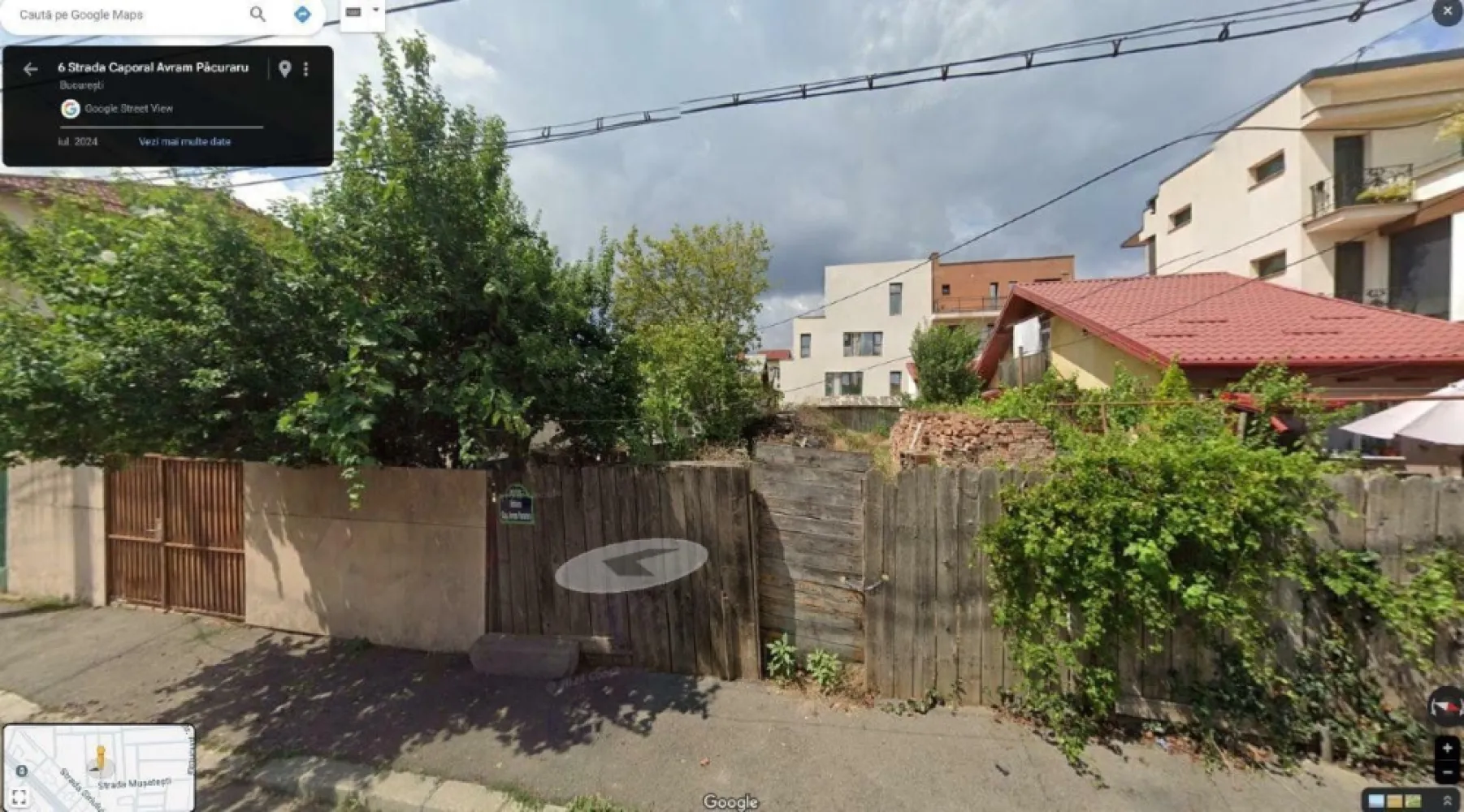 Teren 400 mp si casa 66 mp Aviatiei - Teren 400 mp pretabil constructie si casa 66 mp in stare buna. Certificat urbanism L1A POT 40% CUT max 1,57, regim inaltime P+2+M max 15m. Dimensiuni 16 deschidere la strada 25 adancime. Adresa str Pacuraru Avram nr 9 - 11 sector 1.