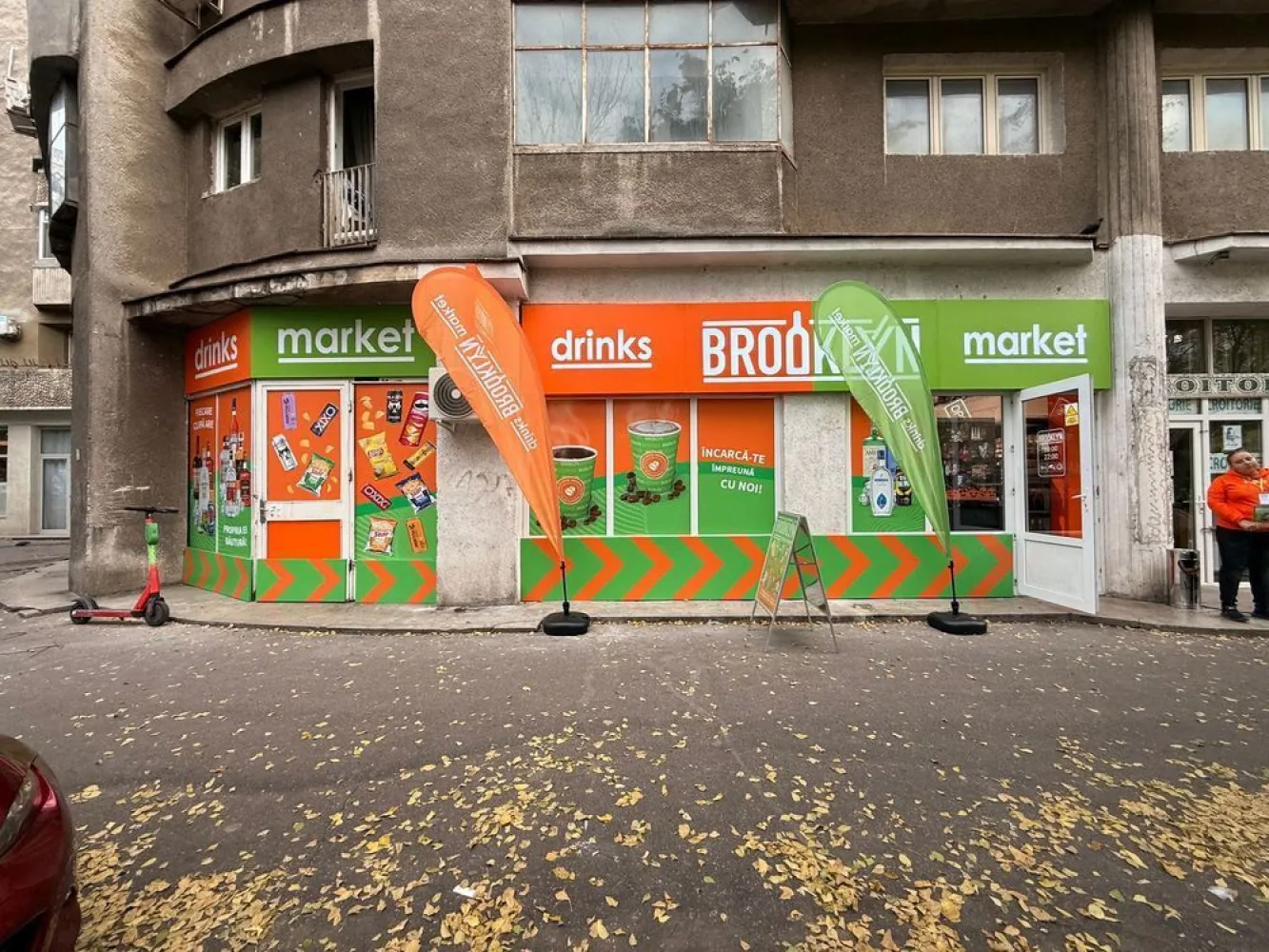 Proprietar Vand Spatiu Comercial Crangasi - Inchiriat la Brooklyn Drinks Store Complet renovat 60 mp din care 40 mp open space 2 intrari 1800€/luna chirie