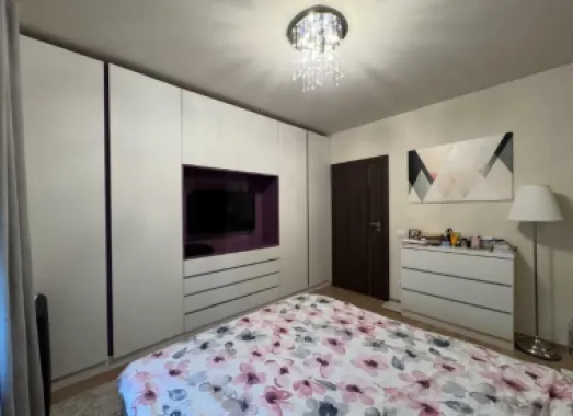 APARTAMENT LA CHEIE 3 CAMERE 2 BAI CURTE PROPRIE PARCARE SUBTERANA SI LIFT