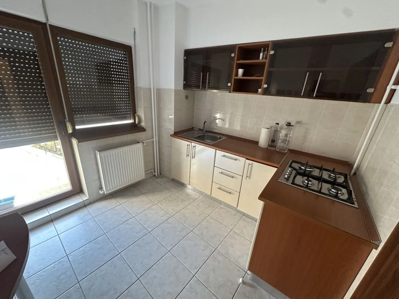 Vand aparatament 3 camere decomandat bdul Unirii, fantani
