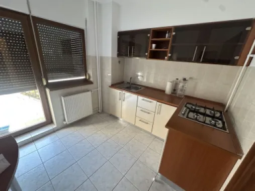 Vand aparatament 3 camere decomandat bdul Unirii, fantani