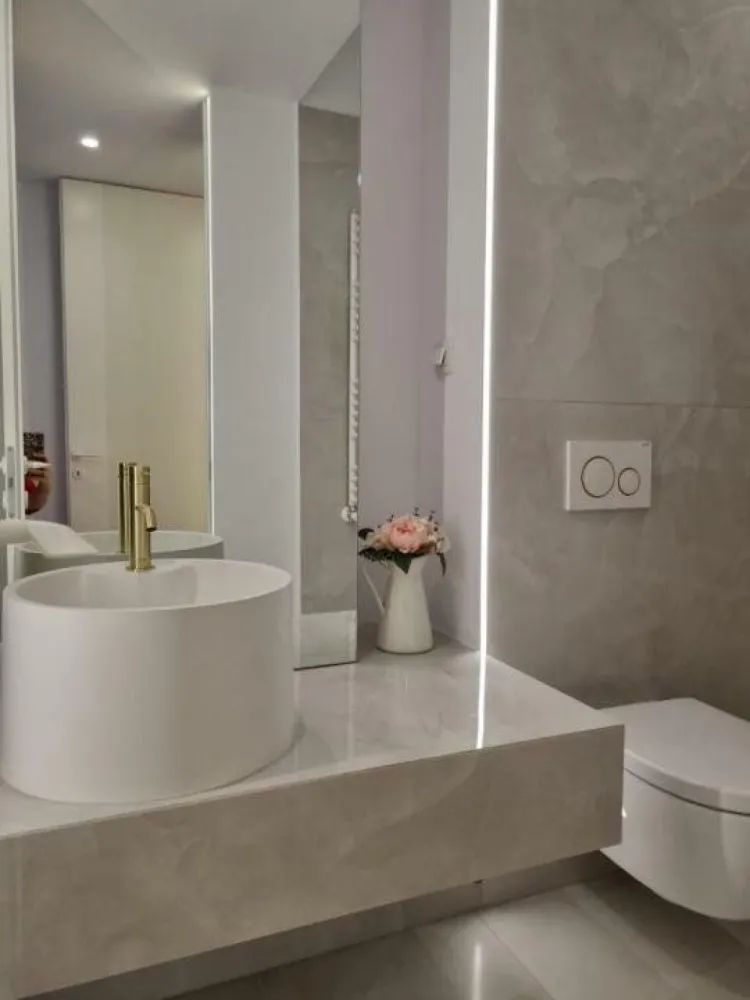Cortina North, Particular - Apartament luminos cu personalitate, complet utilat si mobilat, varianta cu bucatarie inchisa, 1 loc de parcare inclus + optional, 1 loc de parcare suplimentar