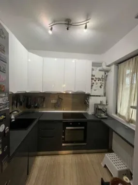 Casa 4 camere cu terasa si loc de parcare subteran