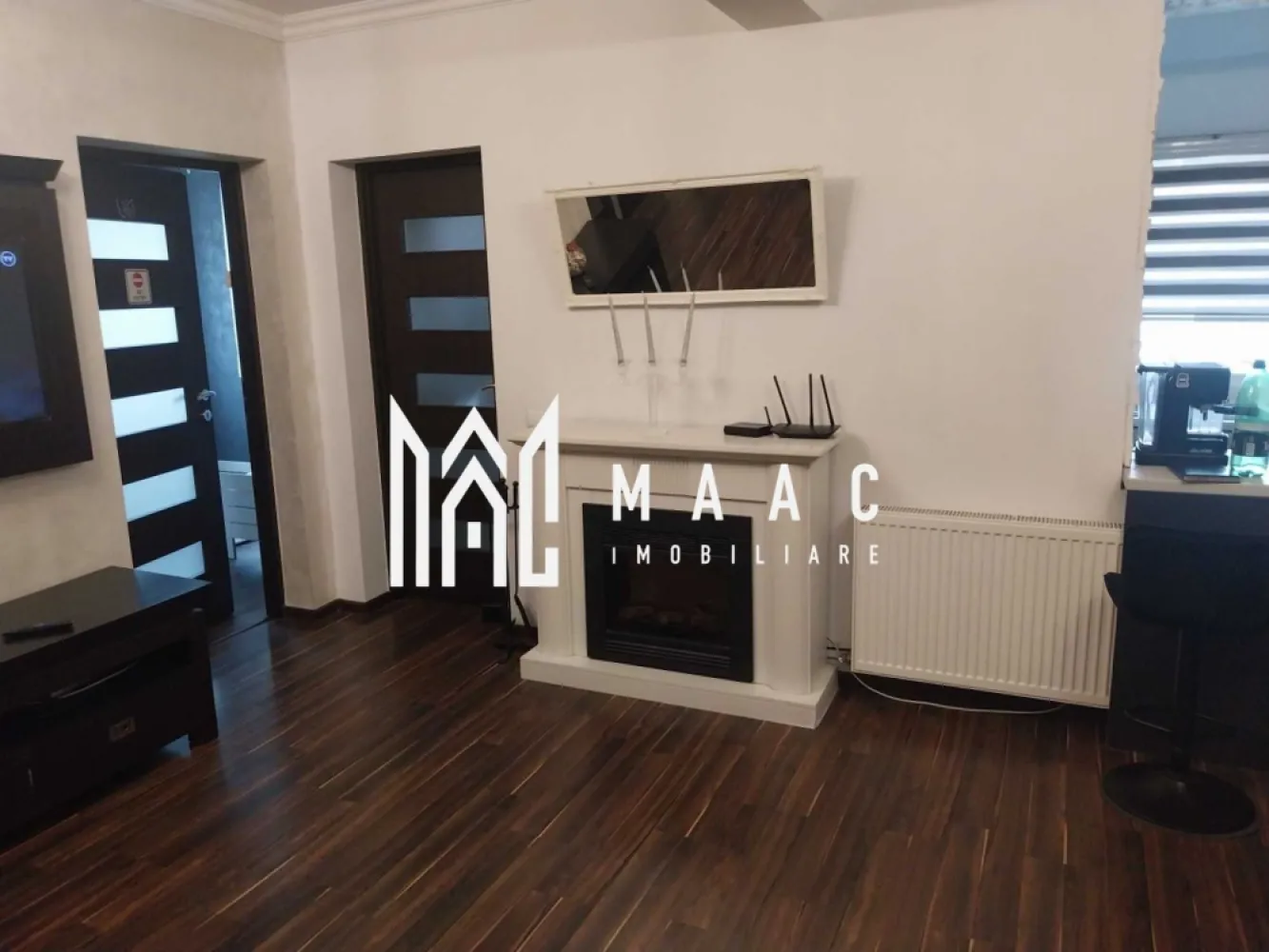 Apartament 2 camere | 63 MPU | Etaj 4 | Turnisor - MAAC Imobiliare vă propune spre vânzare un apartament cu 2 camere, situat Turnișor Detalii proprietate: Suprafață utilă: 63 mp Etaj: 4/4 Compartimentare: Living luminos Dormitor spațios Bucătărie complet utilată Baie Dotări și avantaje: Se vinde complet mobilat și utilat Construcție din 2009, bine întreținută Zonă liniștită, cu acces facil către mijloace de transport, magazine și școli Ideal atât pentru locuință personală, cât și pentru investiție sigură Pentru mai multe detalii și pentru programarea unei vizionări, vă rugăm să specificați ID-ul anunțului: CP2778922 }}