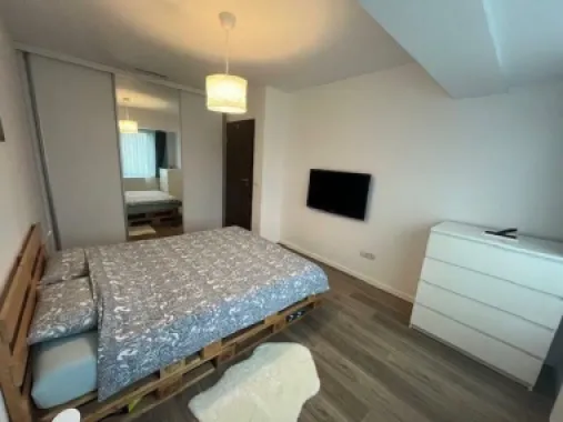 Casa 4 camere cu terasa si loc de parcare subteran