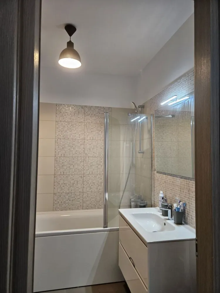 Apartament 2 camere Conest Tudor