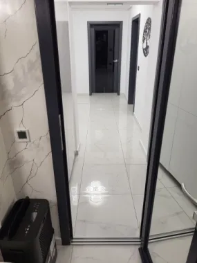 Vand apt. 2 cam. Soseaua Arcu tip vilă billa gara.