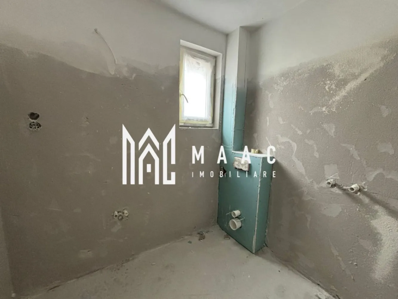 Casa Quadruplex | 4 Camere | 110MPU | Curte 60MP | 2 Balcoane